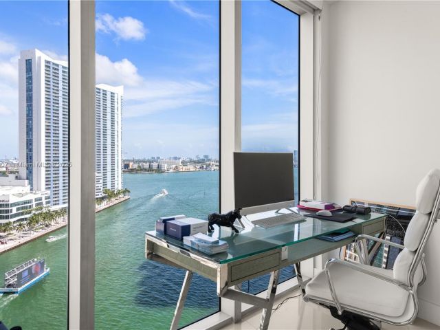 Apartment for sale  Unit #1602 - photo 6728302