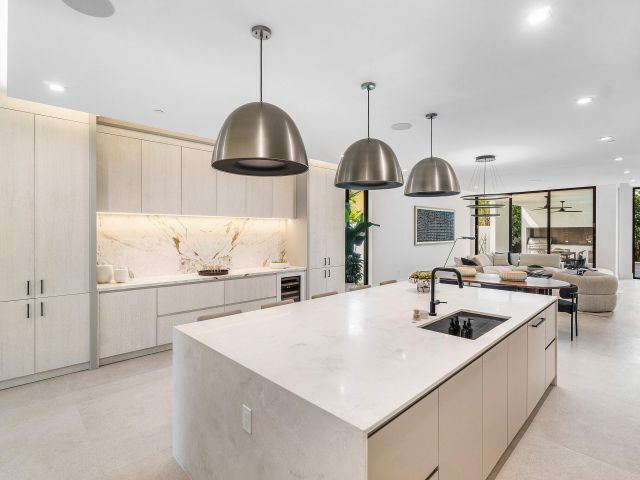 Home for sale at 810 Palm Trail - photo 6678593