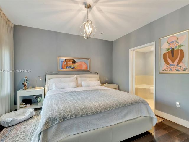 Home for sale at 18409 NE 27th Ct 156 - photo 6671797