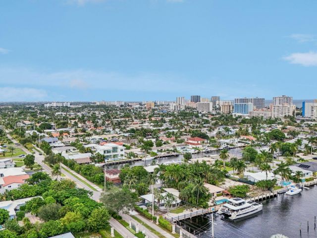 Home for sale at 2731 NE 5th Street - photo 6704040