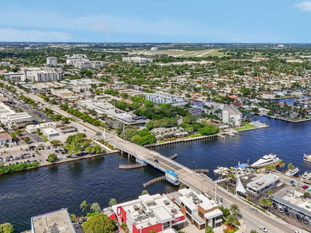 Home for sale at 2731 NE 5th Street - photo 6704041