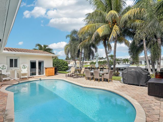 Home for sale at 2731 NE 5th Street - photo 6704055