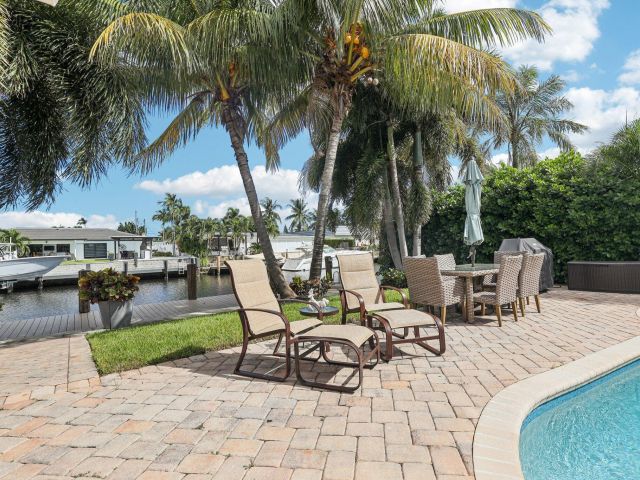 Home for sale at 2731 NE 5th Street - photo 6704057