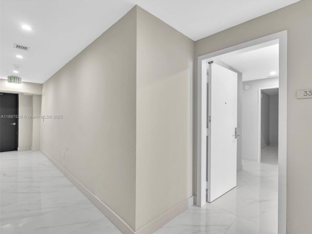 Apartment for rent  Unit #3303 - photo 6672886