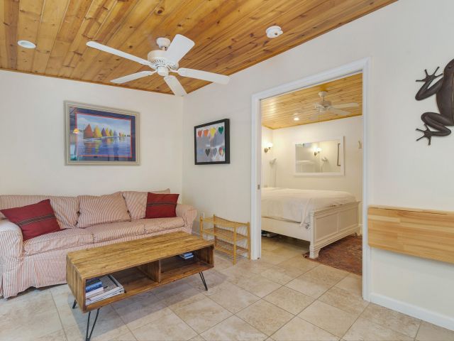 Home for sale at 714 Sunset Road - photo 6683360