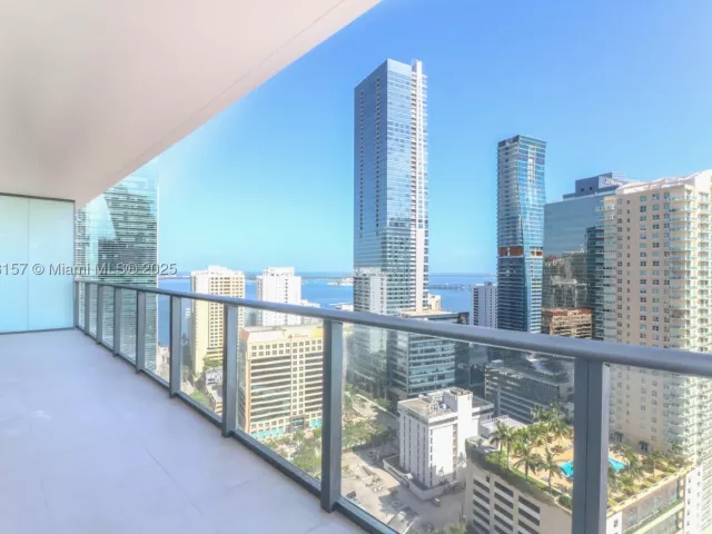 3-bedroom condo for sale in Miami - 1300 S miami 2706 - MondialRealty