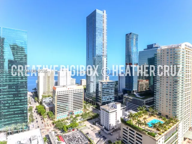 3-bedroom condo for sale in Miami - 1300 S miami 2706 - MondialRealty