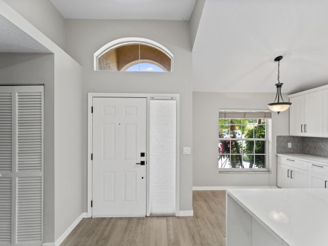 Home for sale at 2022 Bonisle Circle - photo 6688262