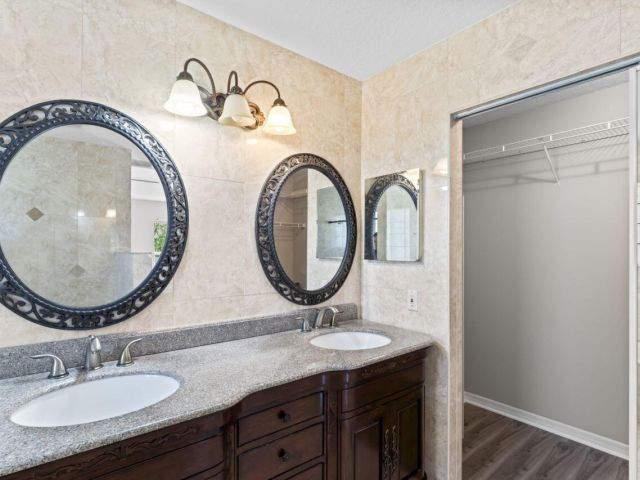 Home for sale at 2022 Bonisle Circle - photo 6688266