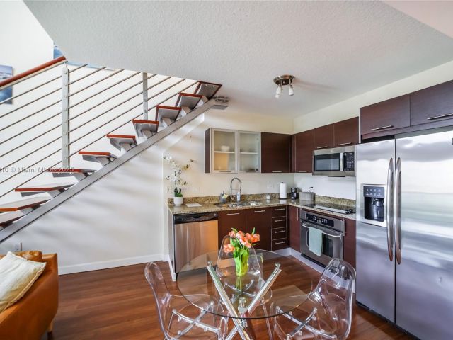 Apartment for sale  Unit #1003 - photo 6672916