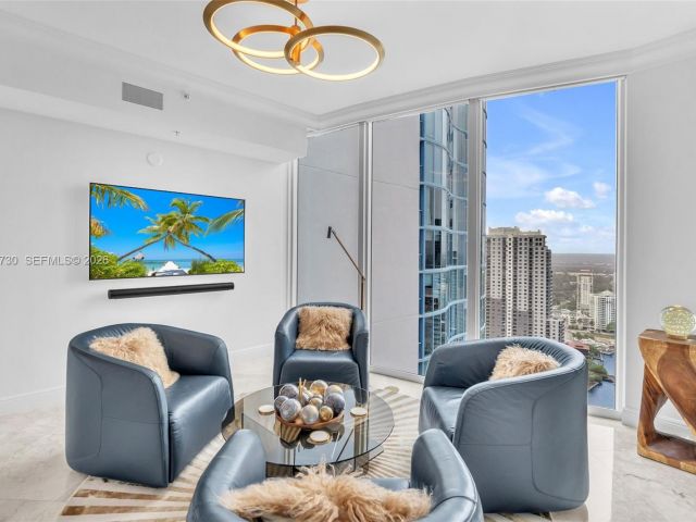 Apartment for sale  Unit #3706 - photo 6673271