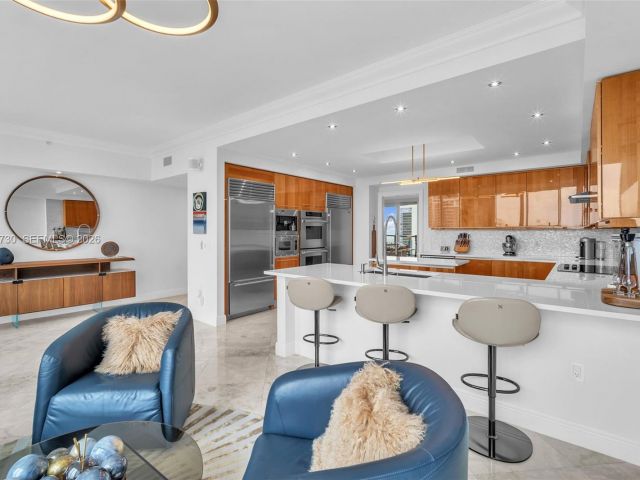 Apartment for sale  Unit #3706 - photo 6673276