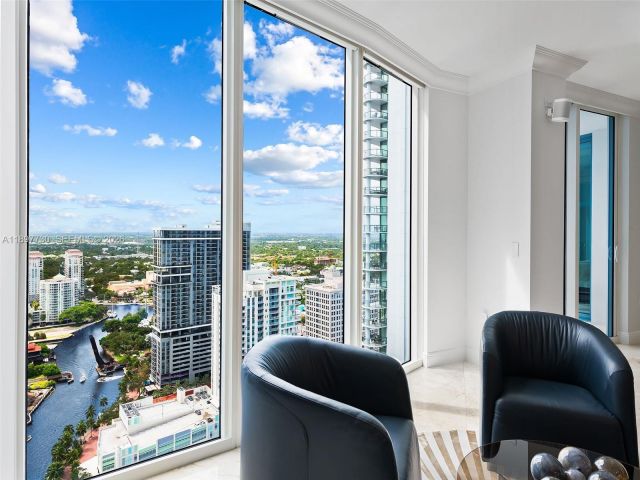 Apartment for sale  Unit #3706 - photo 6673281