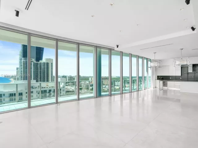 3-bedroom condo for sale in Sunny Isles Beach - 17475 Collins Ave 2302 - MondialRealty