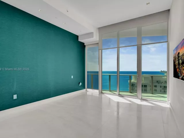 3-bedroom condo for sale in Sunny Isles Beach - 17475 Collins Ave 2302 - MondialRealty
