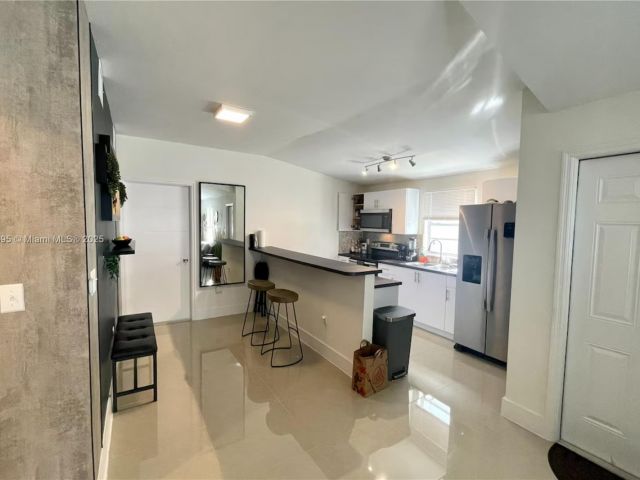 2-bedroom home for rent in Miami - 3132 NW 43rd St - MondialRealty