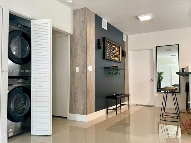 2-bedroom home for rent in Miami - 3132 NW 43rd St - MondialRealty