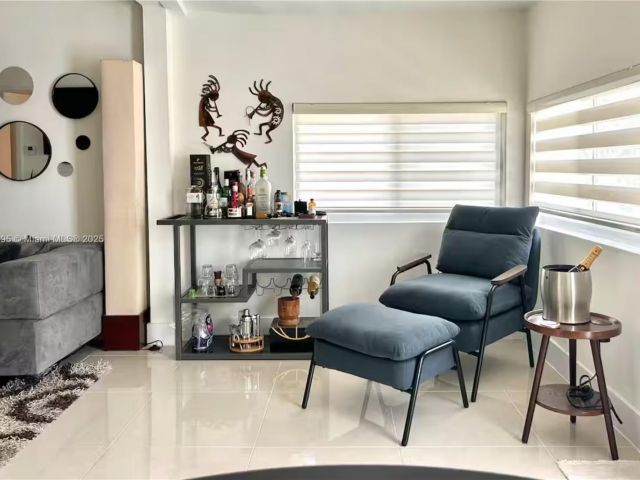2-bedroom home for rent in Miami - 3132 NW 43rd St - MondialRealty