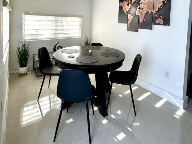2-bedroom home for rent in Miami - 3132 NW 43rd St - MondialRealty