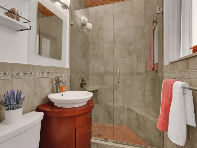 3-bedroom home for rent in Surfside - 8851 Byron Ave - MondialRealty