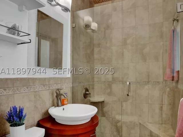 3-bedroom home for rent in Surfside - 8851 Byron Ave - MondialRealty