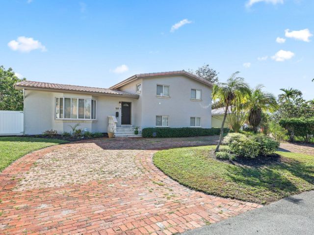 Home for sale at 4850 NE 28th Avenue - photo 6687136