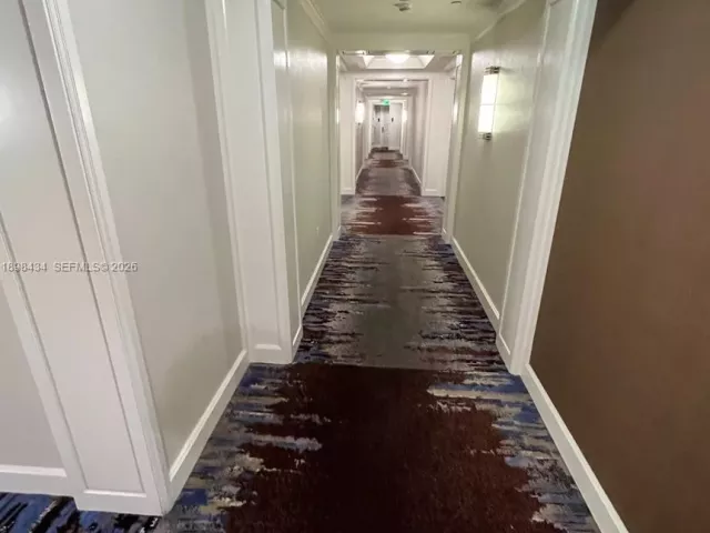 2-bedroom condo for rent in Miami - 1435 Brickell Ave 3307 - MondialRealty