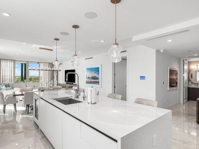 Apartment for sale  Unit #805 - photo 6715478