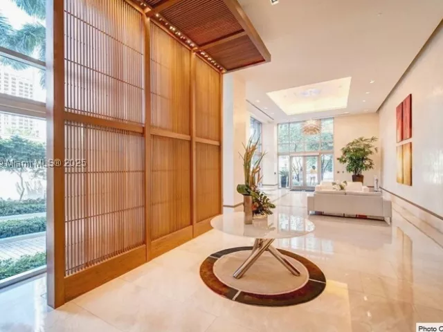 1-bedroom condo for sale in Miami - 1050 Brickell Ave 414 - MondialRealty