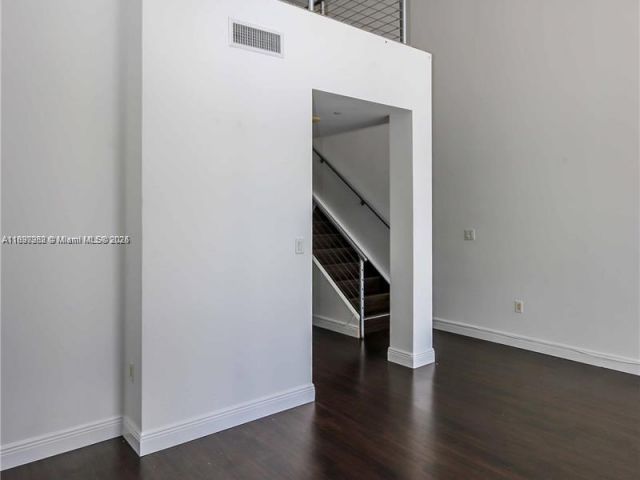 Apartment for sale  Unit #414 - photo 6686335