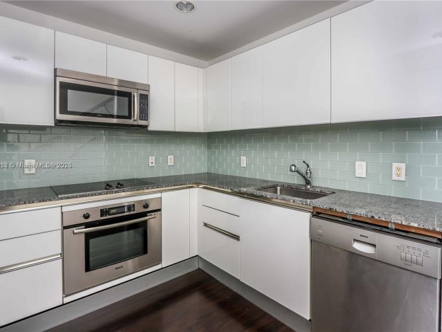 Apartment for sale  Unit #414 - photo 6686348