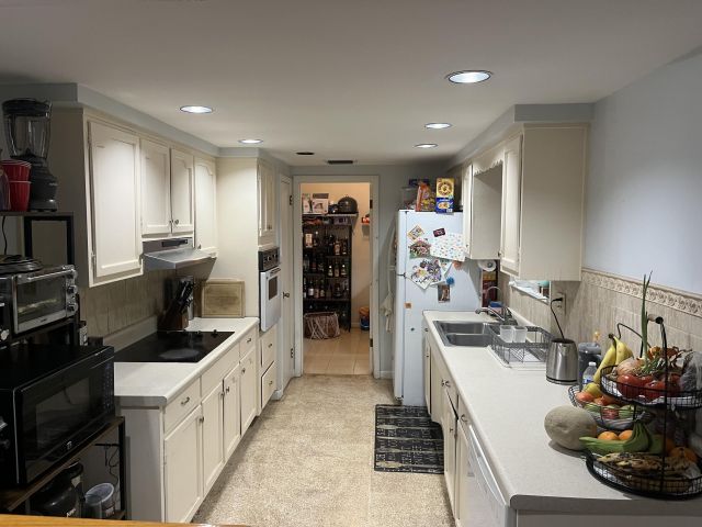 Home for sale at 621 SW 68th Avenue - photo 6690035