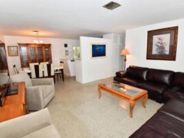 Home for rent at 509 NW 30th Court - photo 6675495