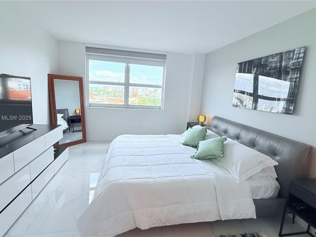 Apartment for sale  Unit #909 - photo 6684157