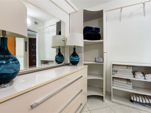 Apartment for rent  Unit # - photo 7493185