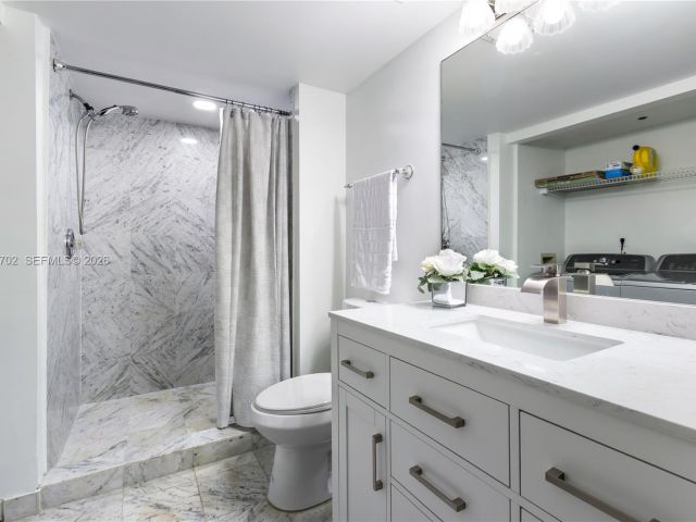 Apartment for rent  Unit # - photo 7493189