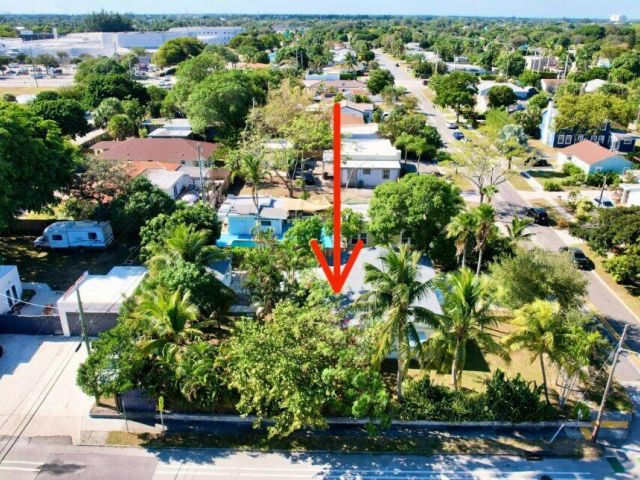 Home for sale at 802 Lytle Street - photo 6676349