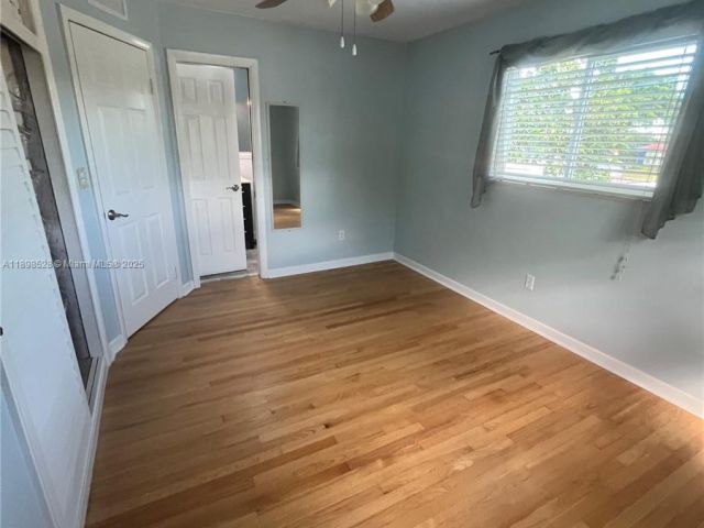 Home for rent at 141 NW 72nd Way 1 - photo 7430755