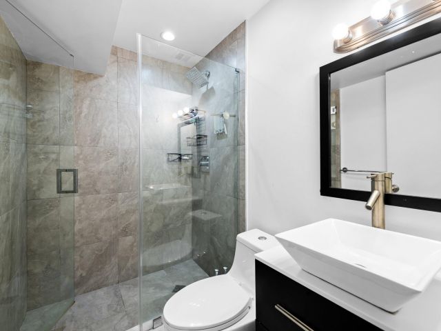 Home for sale at 1140 SW 9th Avenue - photo 6687553