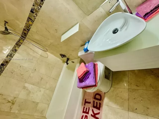 Home for rent at 9240 Byron Ave - photo 6679978