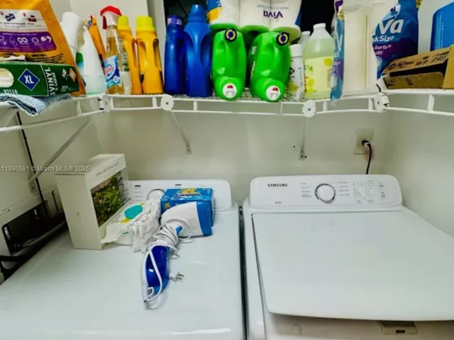 Home for rent at 9240 Byron Ave - photo 6679980