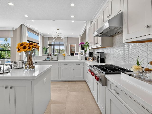 Home for rent at 16892 Strasbourg Lane - photo 6676765