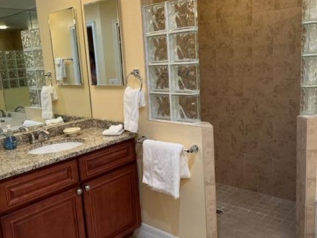 Home for rent at 8400 Heritage Club Drive - photo 6679149