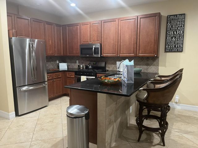 Home for rent at 8400 Heritage Club Drive - photo 6679157