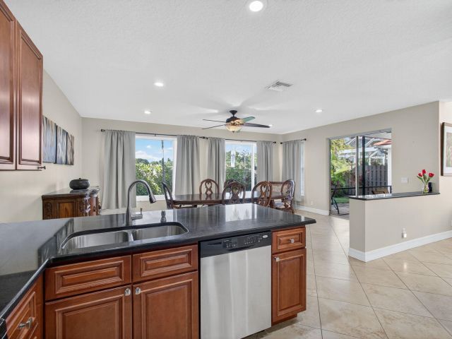 Home for rent at 8400 Heritage Club Drive - photo 6731709