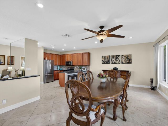 Home for rent at 8400 Heritage Club Drive - photo 6731712