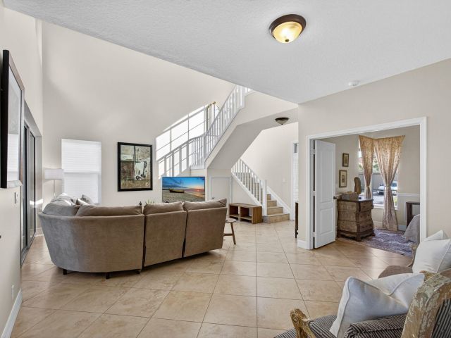 Home for rent at 8400 Heritage Club Drive - photo 6731717