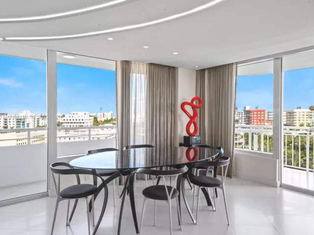 3-bedroom condo for sale in Miami Beach - 400 S Pointe Dr 910 - MondialRealty