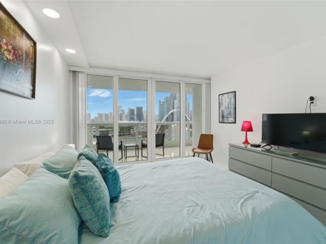 Apartment for rent  Unit #A-2655 - photo 6679338