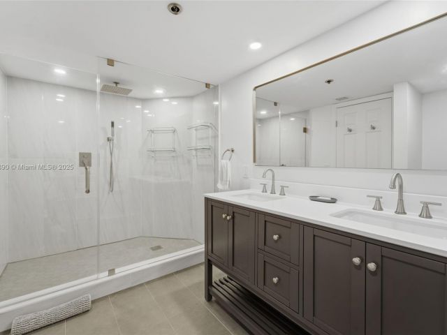 Apartment for rent  Unit #A-2655 - photo 6679341